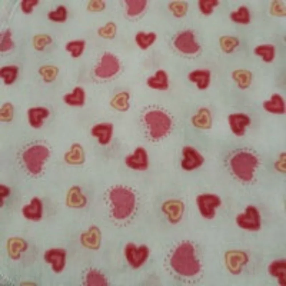 8 heart print cloth wipes